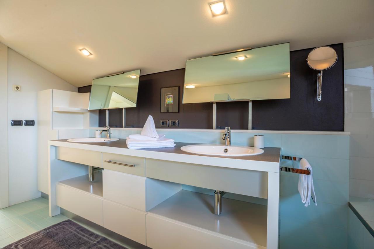 Tubris Living Apartment Campo Tures Bagian luar foto
