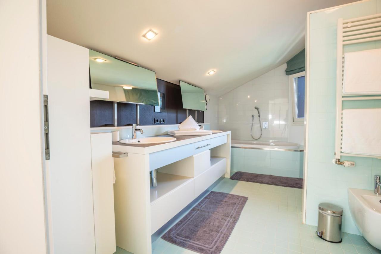 Tubris Living Apartment Campo Tures Bagian luar foto